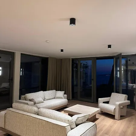فيلة 4 Floors - Air-conditioned - Brand New