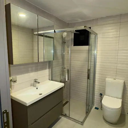 Villa 4 Floors - Air-conditioned - Brand New *