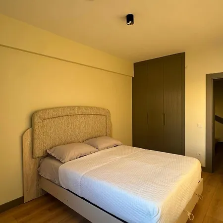 Villa 4 Floors - Air-conditioned - Brand New