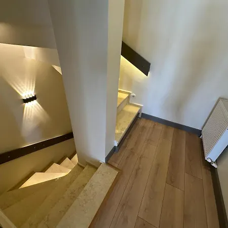 4 Floors - Air-conditioned - Brand New * بيوكجكمجة