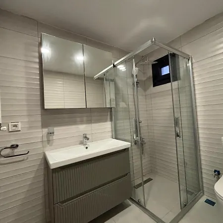 Villa 4 Floors - Air-conditioned - Brand New *