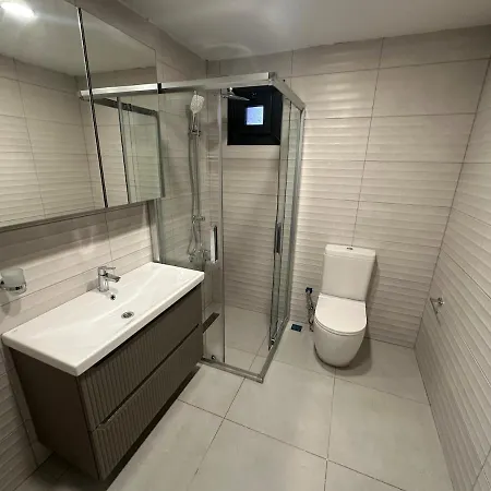 Villa 4 Floors - Air-conditioned - Brand New